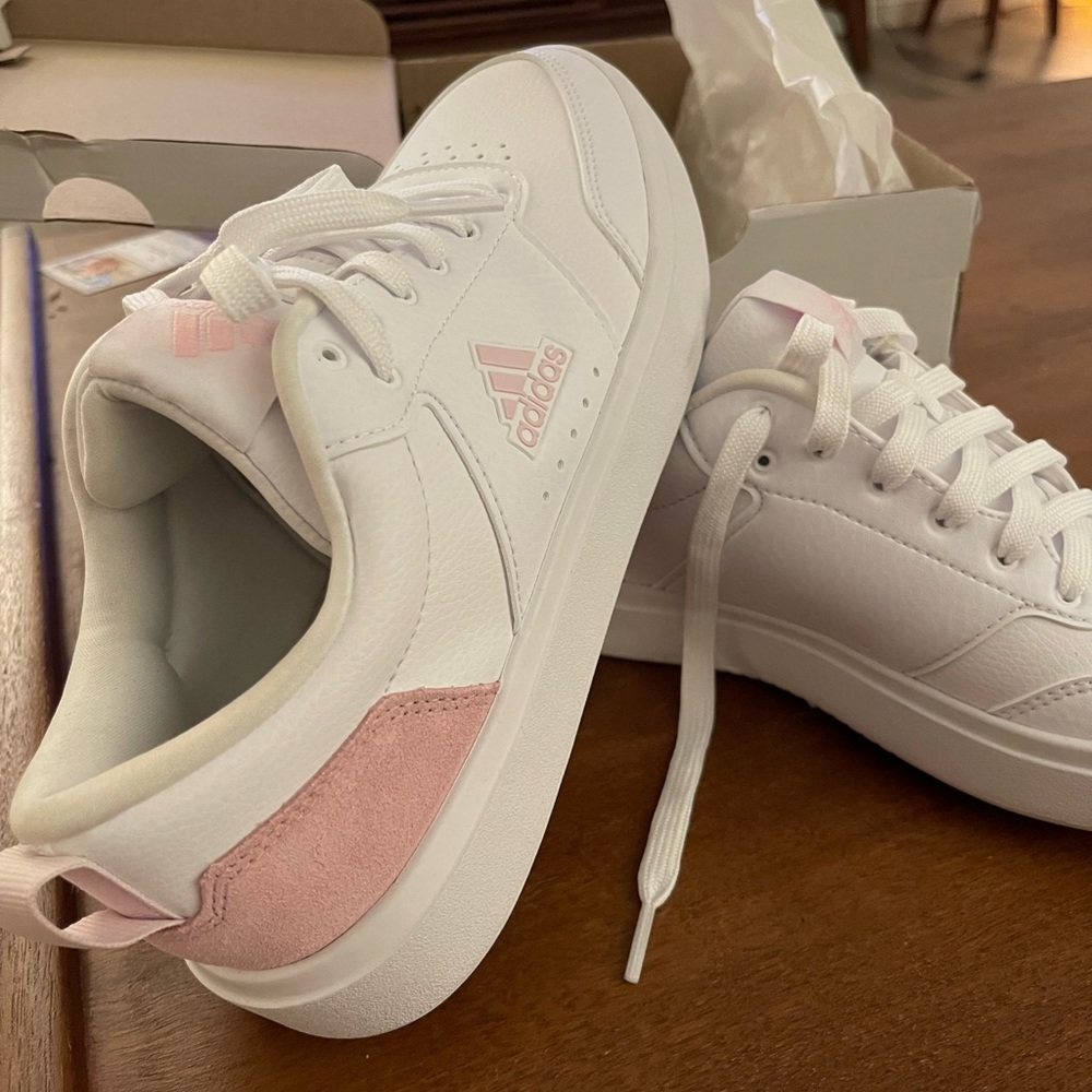 Adidas Park St